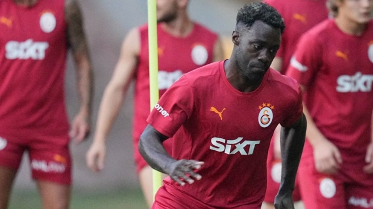 Galatasaray’a Davinson Sanchez’den iyi haber