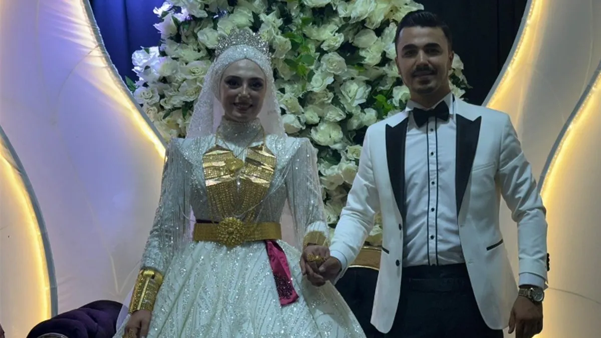 Şanlıurfa’da görkemli düğün: 2.5 kg altın ve 3 milyon tl para takıldı