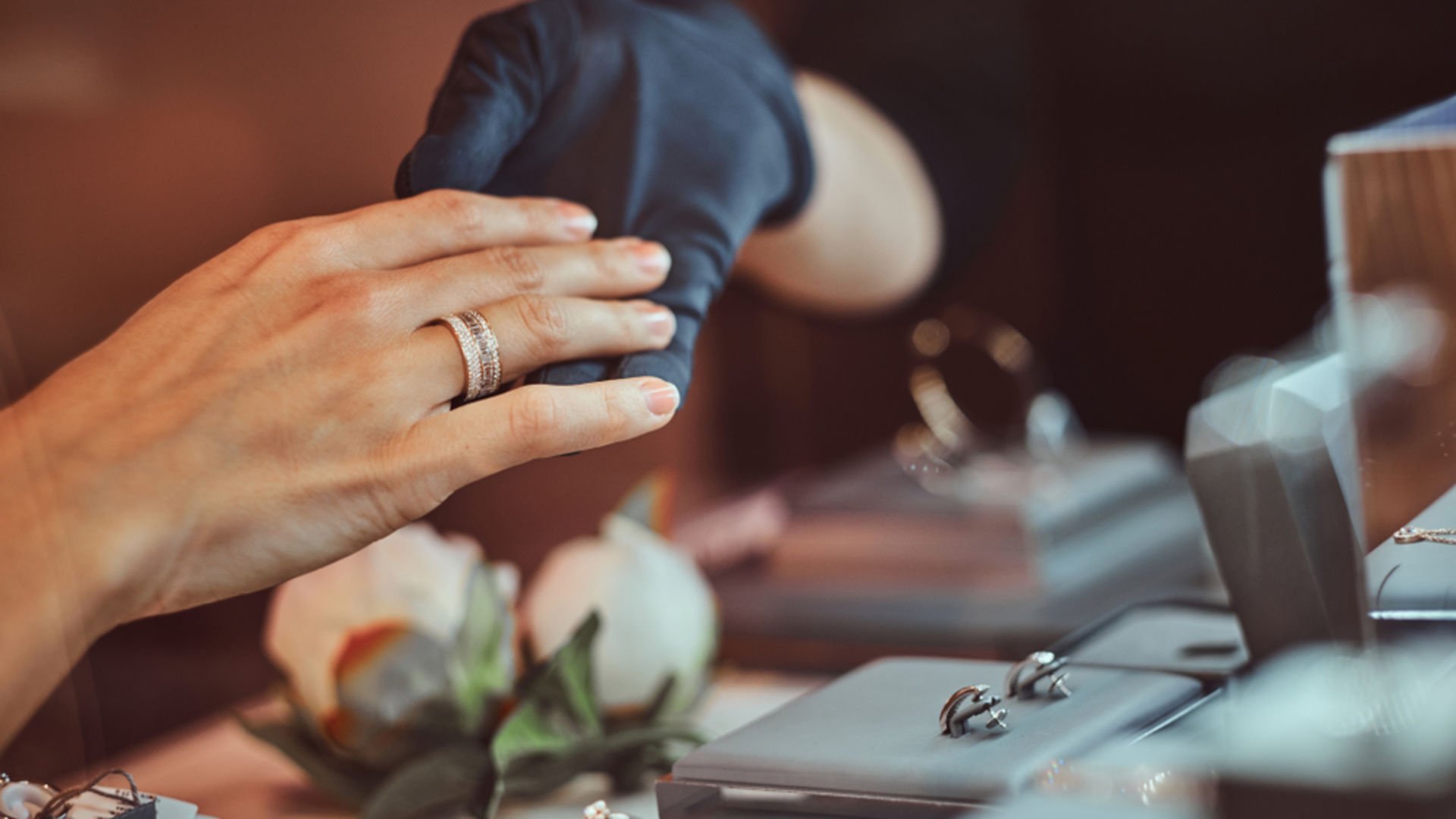 Yüzük ölçüsü almanın 5 kolay yolu