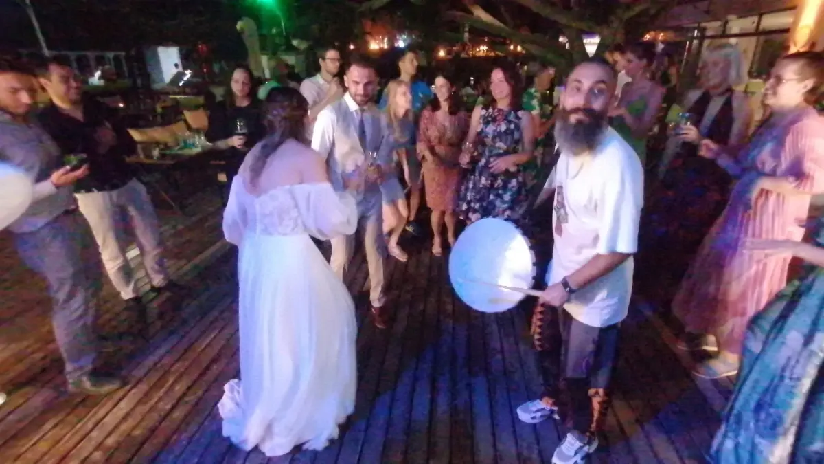 Mersinli Alper ve Hollandalı Corianda’nın Düğünü