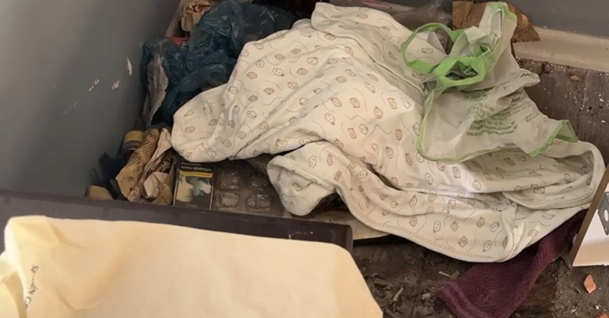 Avcılar’da metruk binada bulunan bebek koruma altına alındı; anne ve babası tutuklandı