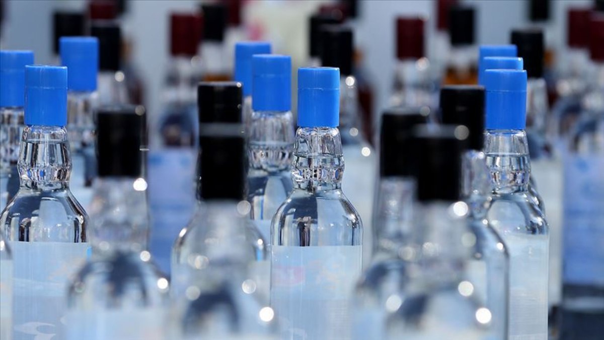 İstanbul’da sahte içkide can kaybı artıyor: 10 kişi tutuklandı