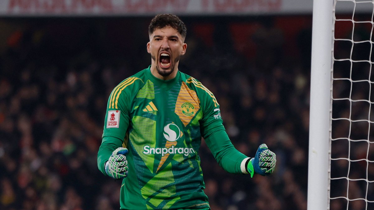Altay Bayındır devleşti! Manchester United, Arsenal’i kupanın dışına itti