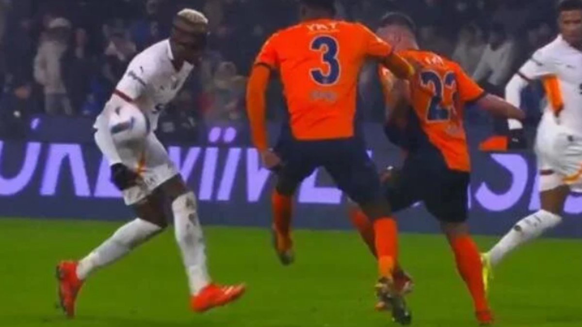 Galatasaray’ın golüne Başakşehir’den itiraz!