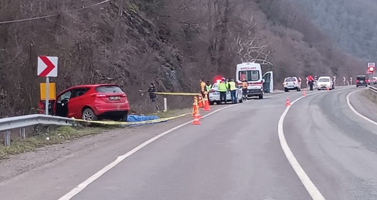 Karabük’te otomobil şarampole devrildi: 1 ölü
